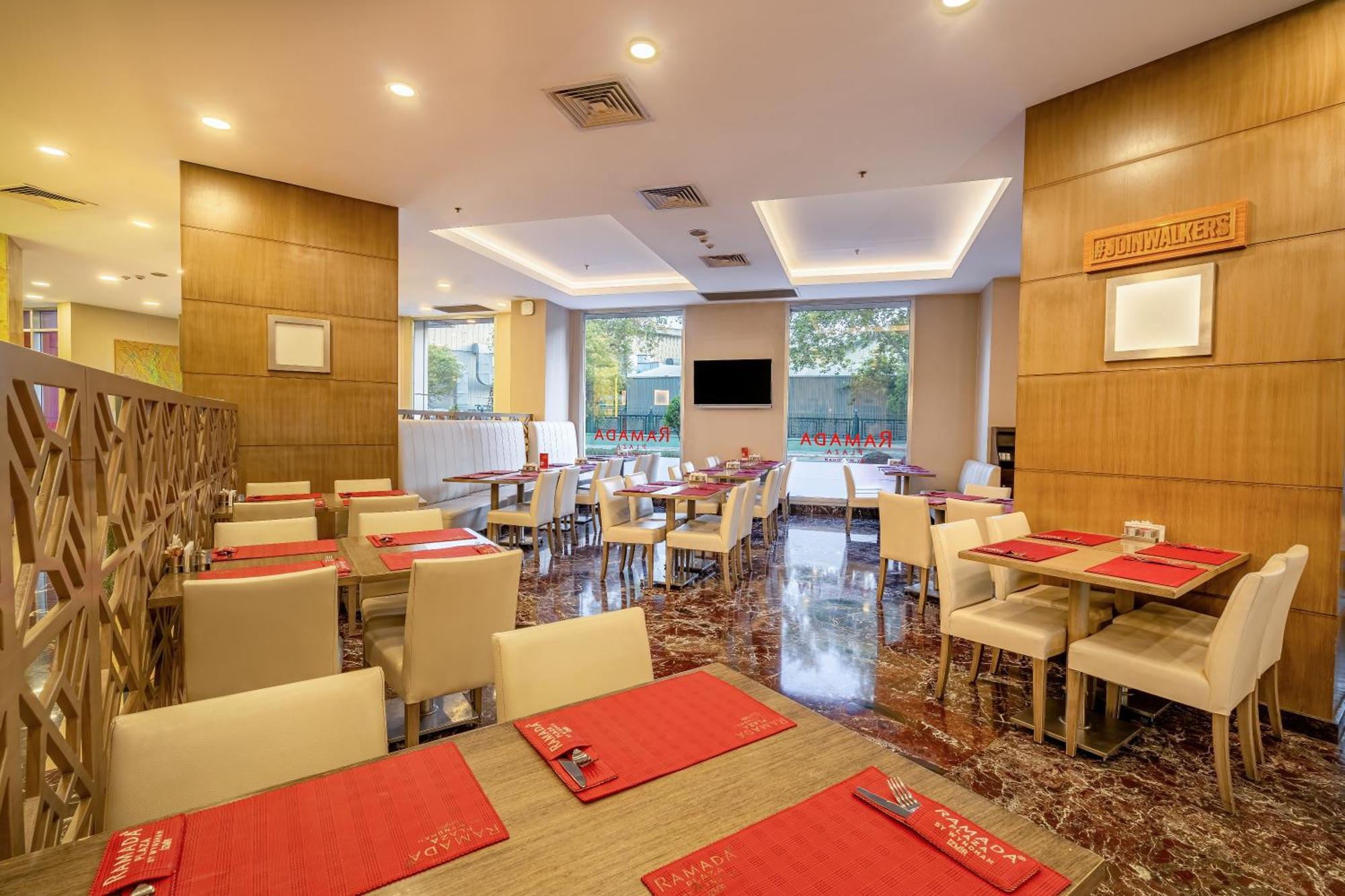 Hotel Ramada Plaza By Wyndham Izmir Zewnętrze zdjęcie
